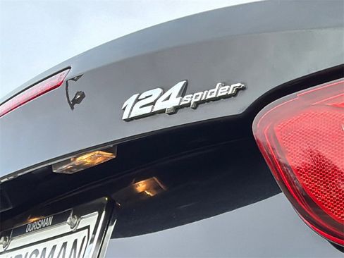 Used 2019 FIAT 124 Spider Lusso w/ Convenience Group image 15