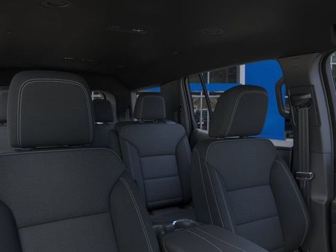 New 2026 Chevrolet Traverse LT w/ Driver Confidence Package FWD image 24