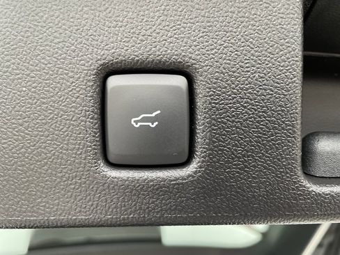 New 2026 Ford Escape SE image 24