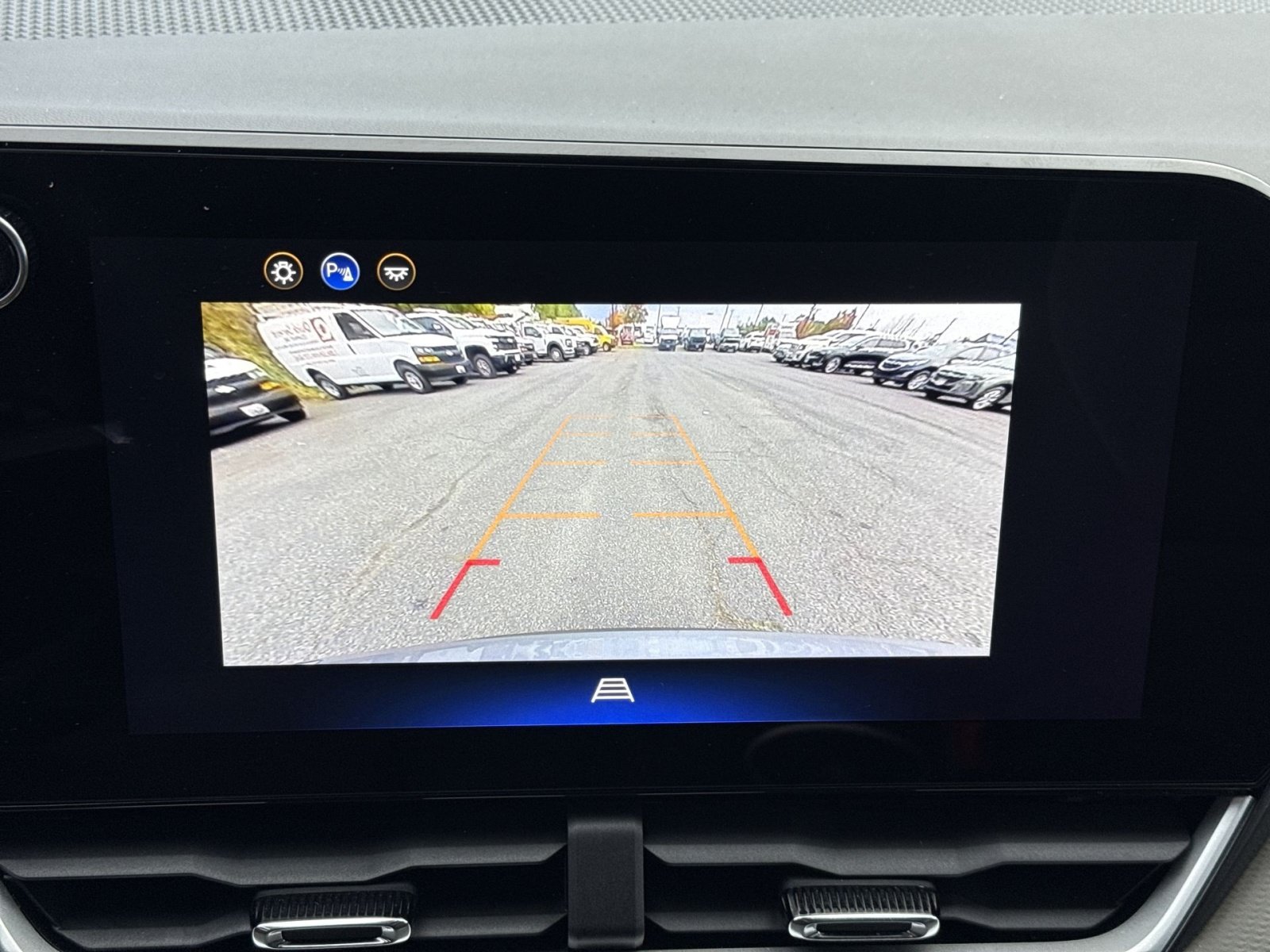 Used 2025 Chevrolet Equinox LT w/ Convenience Package II AWD/4WD image 20