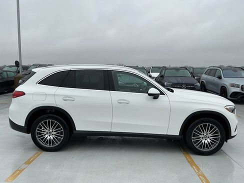 Certified 2026 Mercedes-Benz GLC 300 4MATIC image 4