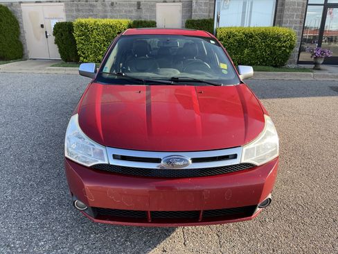 Used 2009 Ford Focus SEL FWD image 9