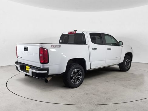 Used 2021 Chevrolet Colorado Z71 w/ Safety Package AWD/4WD image 5