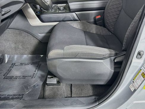 Used 2022 Toyota Tundra SR5 AWD/4WD image 18