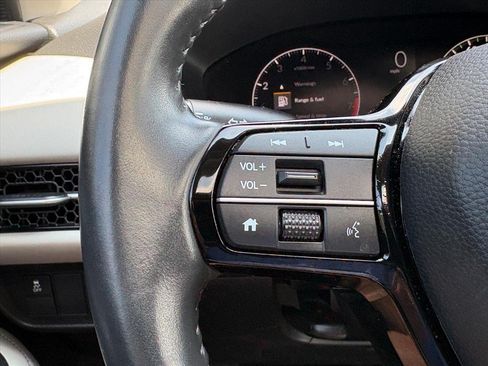 Used 2024 Honda HR-V EX-L image 10