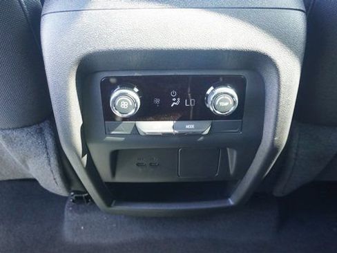 New 2026 Chevrolet Traverse LT image 26