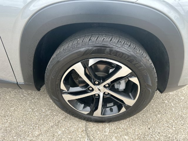 Used 2024 Chevrolet Trax RS FWD image 55