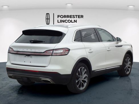 Used 2021 Lincoln Nautilus Reserve w/ Class II Trailer Tow Package image 3