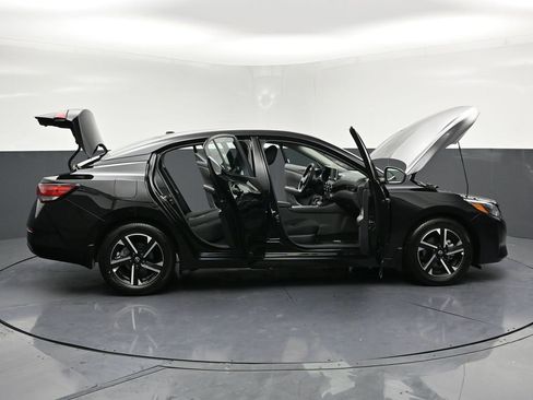 Certified 2025 Nissan Sentra SV image 34