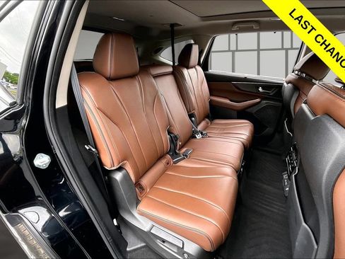 Certified 2024 Acura MDX SH-AWD w/ Advance Package image 26