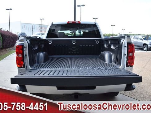 Used 2018 Chevrolet Silverado 1500 Custom w/ Custom Value Package RWD image 8