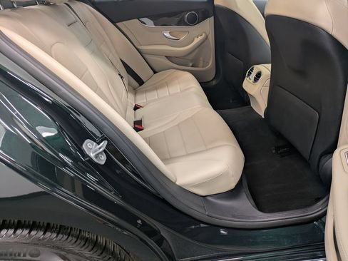 Used 2019 Mercedes-Benz C 300 4MATIC Sedan image 26