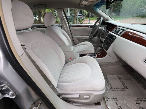 Used 2009 Buick Lucerne CX FWD image 8
