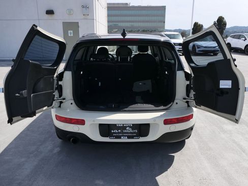 Used 2018 MINI Cooper Clubman FWD image 25