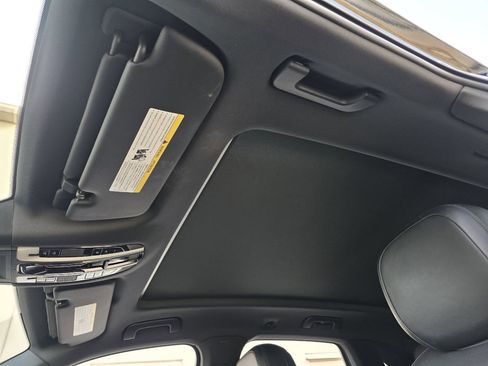 Used 2020 Porsche Cayenne image 24