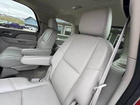 Used 2013 Chevrolet Tahoe LTZ image 20