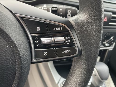 Used 2023 Kia Seltos LX image 25