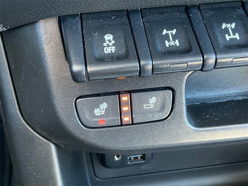 Used 2022 Chevrolet Colorado ZR2 image 21