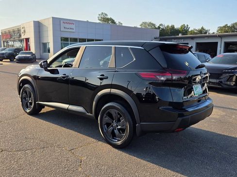 New 2026 Nissan Rogue SV FWD image 7