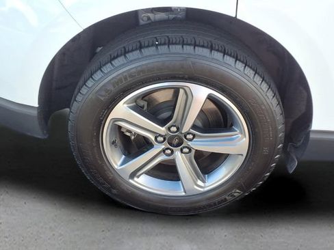 Used 2024 Ford Edge SEL w/ Convenience Package AWD/4WD image 9