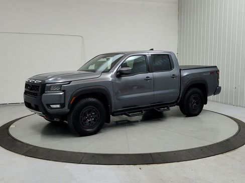 New 2026 Nissan Frontier PRO-4X w/ Pro-4x Convenience Package image 4