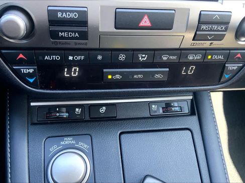 Used 2016 Lexus ES 350 FWD image 31