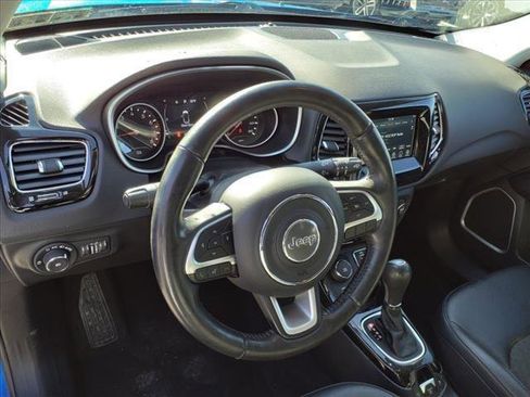 Certified 2019 Jeep Compass Latitude AWD/4WD image 9