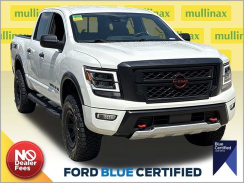 Used 2024 Nissan Titan PRO-4X w/ Off Road Protection Package AWD/4WD image 1