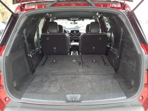 Used 2024 Nissan Pathfinder Rock Creek AWD/4WD image 12