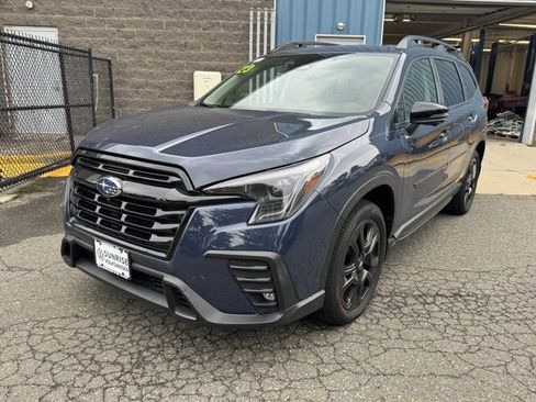 Used 2023 Subaru Ascent Onyx Edition Limited AWD/4WD image 8