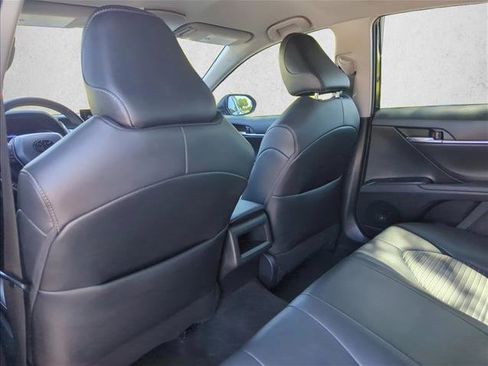 Used 2023 Toyota Camry SE FWD image 19