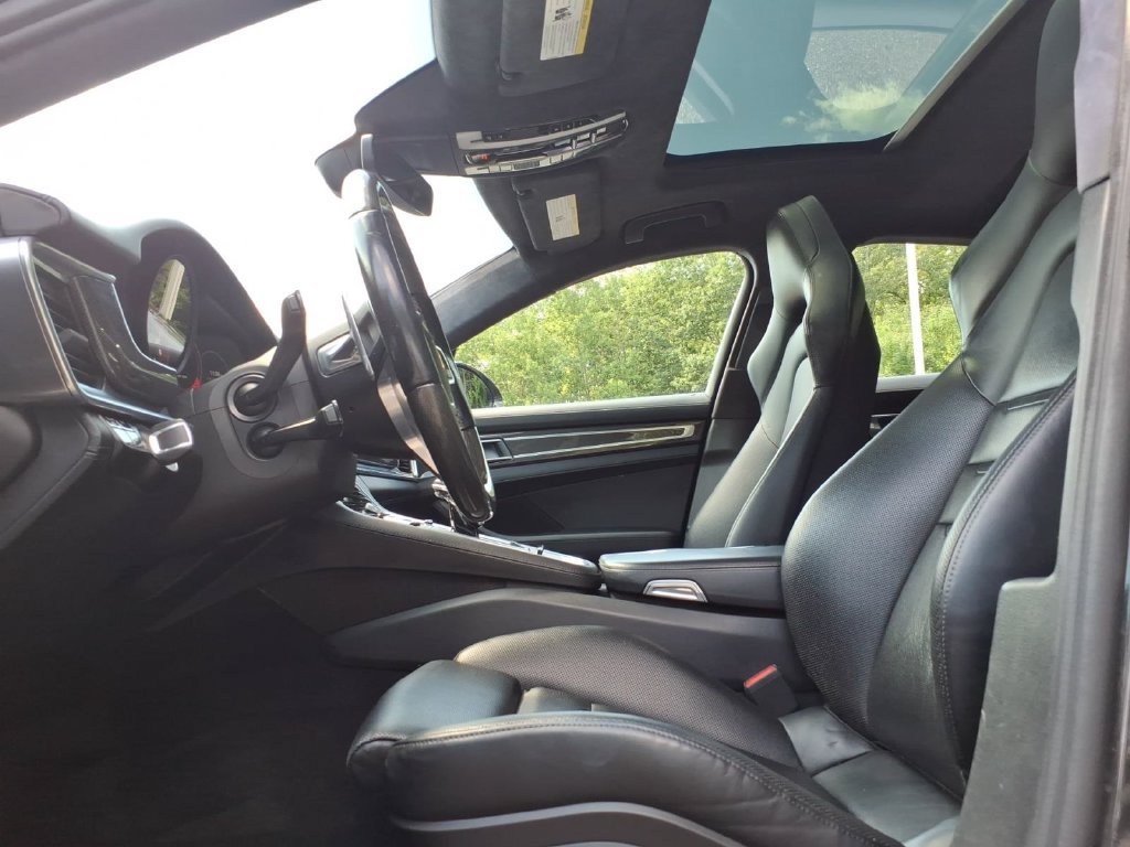 Used 2020 Porsche Panamera GTS AWD/4WD image 14