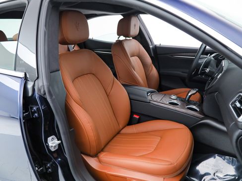 Certified 2023 Maserati Ghibli Modena Q4 image 13