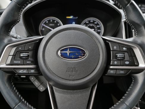 Used 2022 Subaru Forester Premium AWD/4WD image 25