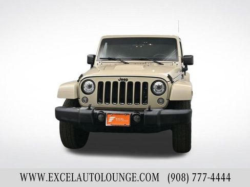 Used 2018 Jeep Wrangler Unlimited Altitude image 9