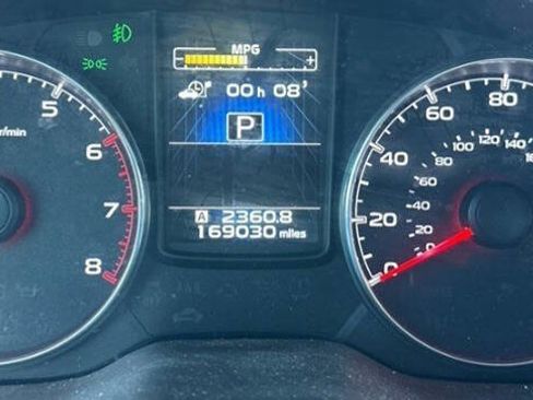 Used 2013 Subaru Legacy 2.5i Limited AWD/4WD image 11