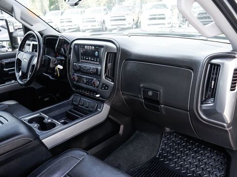 Used 2018 Chevrolet Silverado 3500 LTZ w/ Duramax Plus Package AWD/4WD image 38