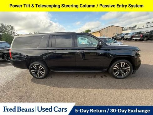 Used 2019 Chevrolet Suburban LT w/ RST Edition AWD/4WD image 16