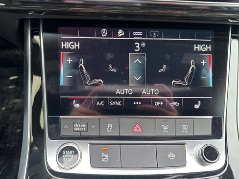 Used 2025 Audi Q7 3.0T Premium Plus image 17