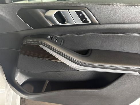 Certified 2023 BMW X5 sDrive40i w/ M Sport Package image 27