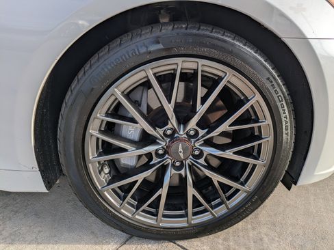 Used 2020 Genesis G80 3.3T Sport image 9