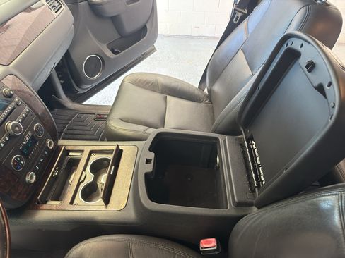 Used 2012 GMC Sierra 2500 Denali w/ Snow Plow Prep Package AWD/4WD image 20