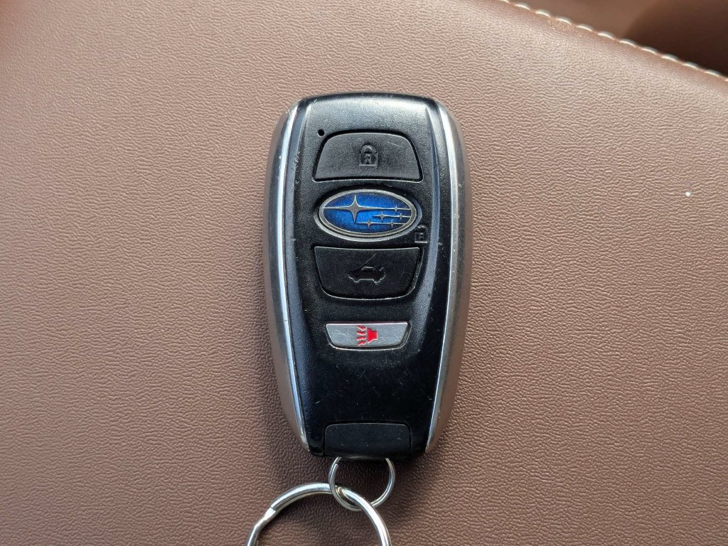 Used 2019 Subaru Outback 3.6R Touring AWD/4WD image 44