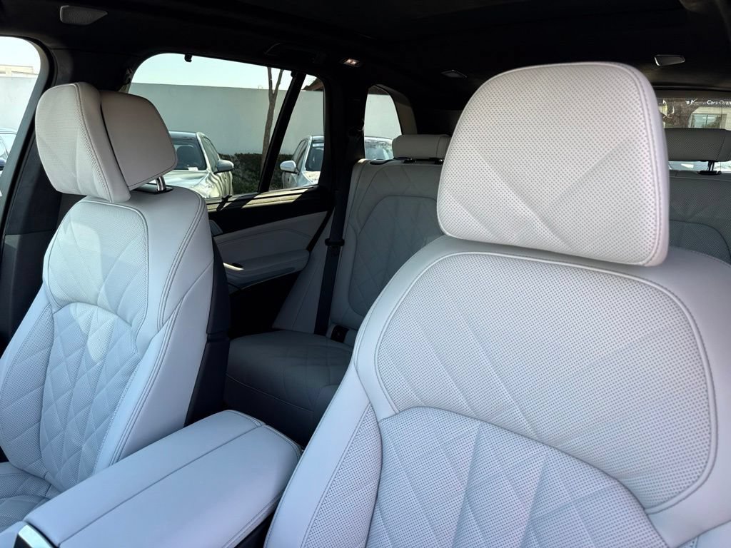Used 2026 BMW X5 M60i AWD/4WD image 22