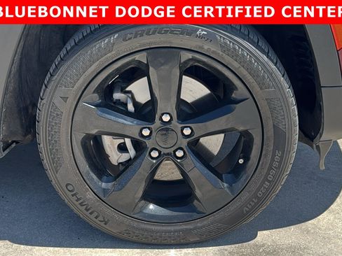 Used 2023 Jeep Grand Cherokee L Altitude AWD/4WD image 34