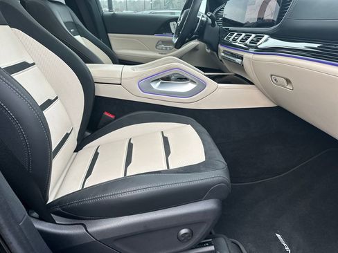 Used 2024 Mercedes-Benz GLE 53 AMG 4MATIC Coupe image 39