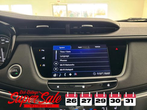 Used 2020 Cadillac XT5 Premium Luxury image 39