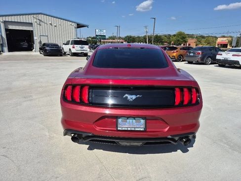 Used 2020 Ford Mustang Coupe RWD image 7