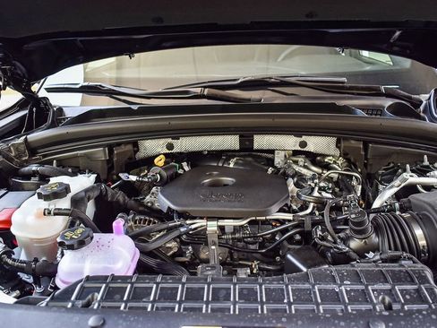 New 2026 Jeep Grand Cherokee Altitude image 24