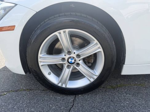 Used 2014 BMW 320i xDrive Sedan AWD/4WD image 10